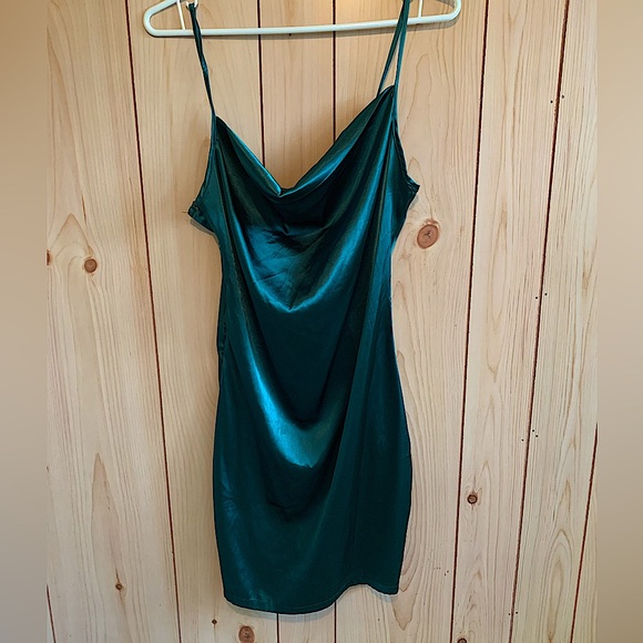 Shein small cocktail dress-emerald green - Picture 1 of 6